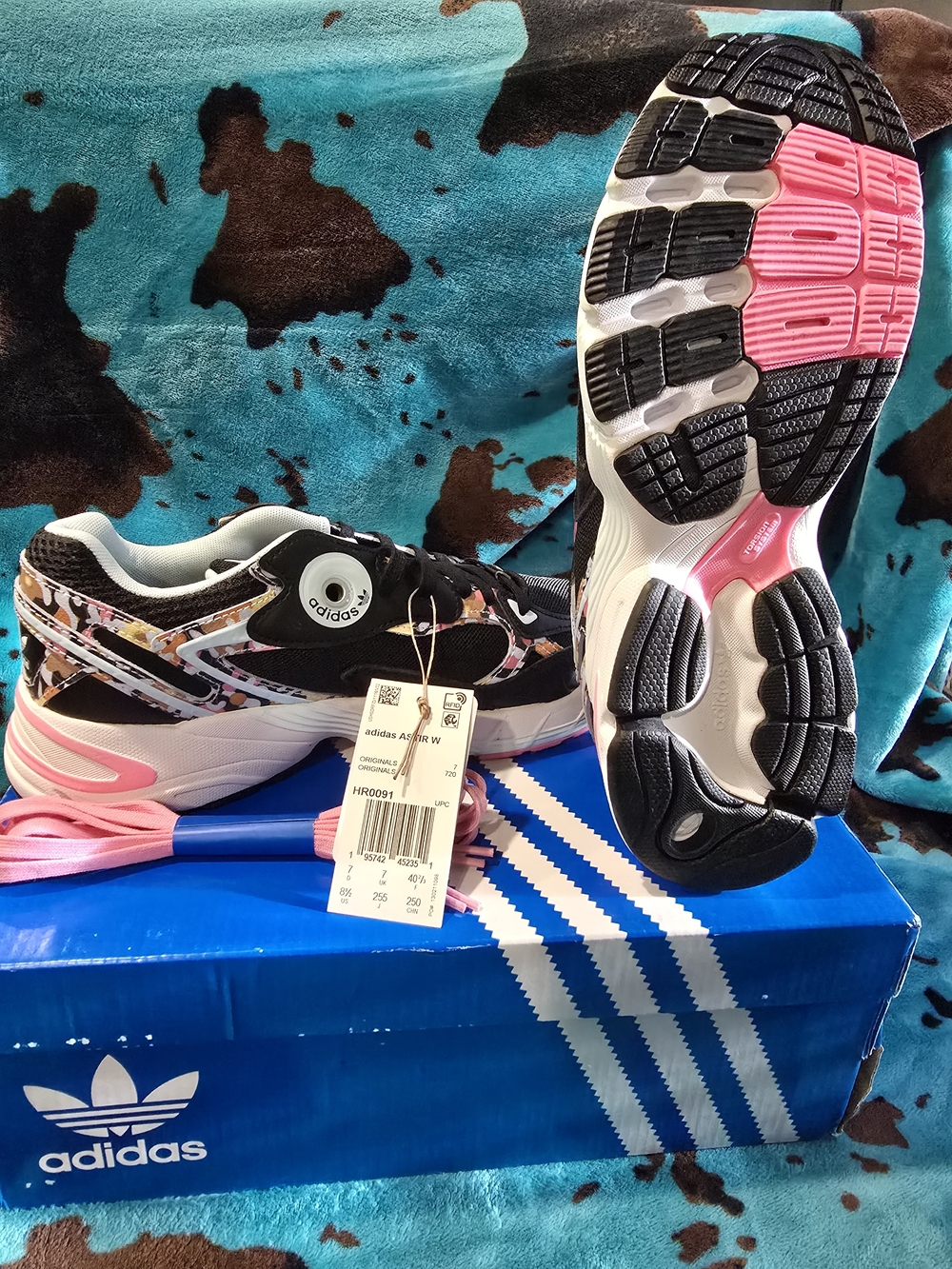 adidas Black Running Shoes with Pink and Multicolor Accents